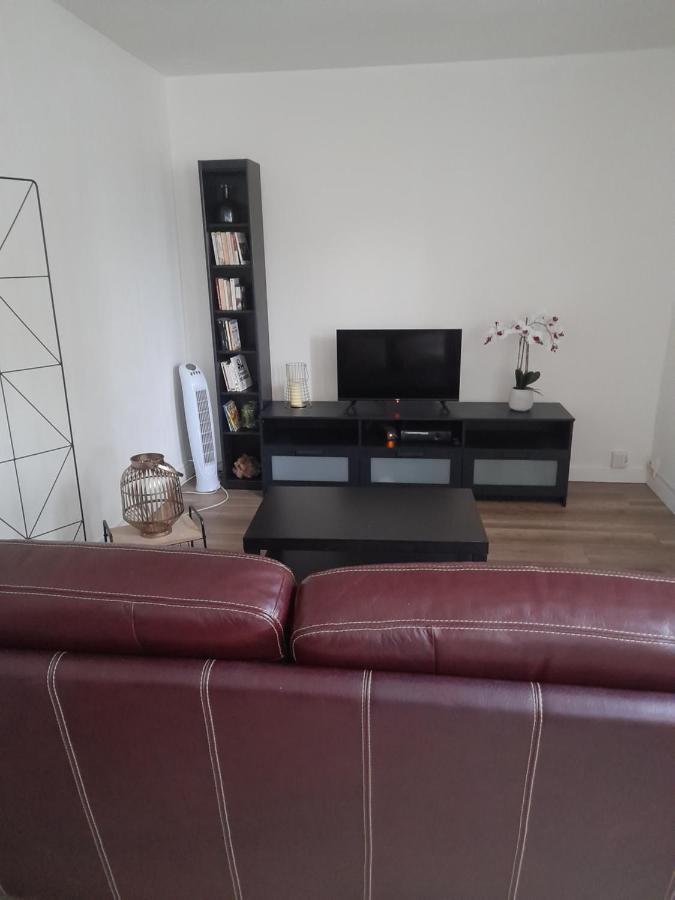 Maison A 20 Min De Paris Et Liaison Cdg Apartment